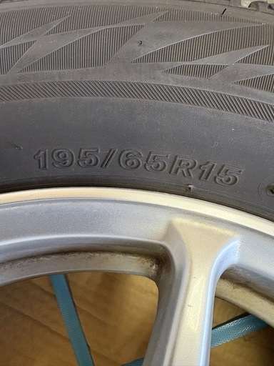 スタッドレス