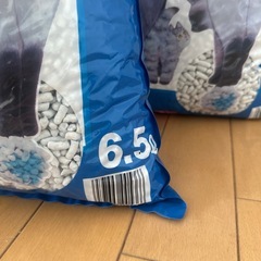 猫砂　紙砂6.5ℓ　3袋の画像