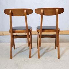 市場家具(ICHIBA)のhommage(オマージュ)ダイニングチェア2脚セットです。小ぶりで可愛らしいレトロなサイドチェア♪食卓用にはもちろん、デスクやドレッサーチェアとしてもお使いいただけます♪の画像