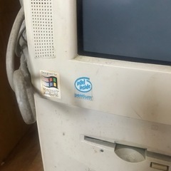 古いデスクトップパソコンジャンクの画像