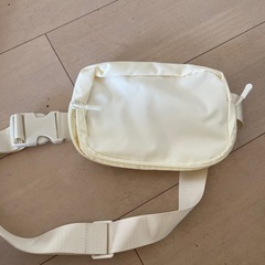 ブローチの画像