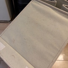 フタ付き収納ボックス グレーの画像