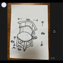 木製椅子の画像