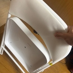 折りたたみ椅子の画像