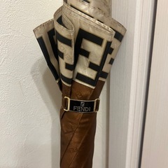 FENDI 傘の画像