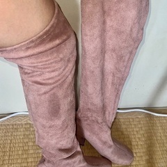 女性用ブーツの画像