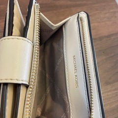MICHAEL KORS  財布の画像