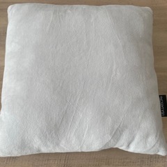 リサラーソン　小ぶりなクッションの画像