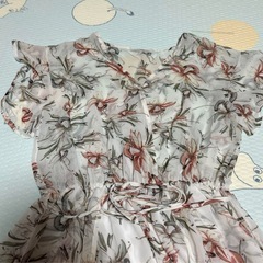 花柄レースパジャマの画像