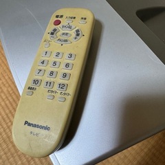ブラウン管テレビ 通電のみ確認 Panasonic リモコンありの画像