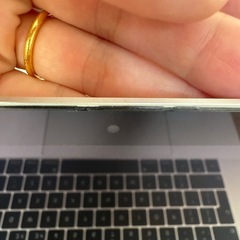 MacBookPro2018 15インチ i9 32GB 1TB USキーの画像