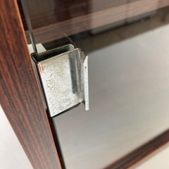 【ジモティー割引で最大15％OFF⭐️】キューブ型 ガラス扉 収納 木目の画像