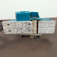 【ジモティー割引で最大15％OFF⭐️】電動カンナ makita 1900Bの画像