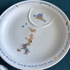 ナルミ子供食器の画像