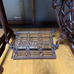 BROTHER 足踏みミシン 収納式テーブル付き 昭和 レトロ アンティークの画像