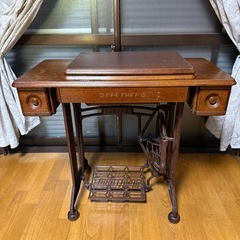 BROTHER 足踏みミシン 収納式テーブル付き 昭和 レトロ アンティークの画像