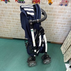 アップリカ　ラクーナビッテ　ベビーカー　新生児からの画像
