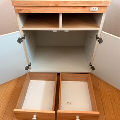 キャスター付き収納キャビネット（幅60×奥行45×高さ70cm）の画像