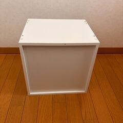 カラーボックス（幅35×奥行29.5×高さ34.5cm）の画像