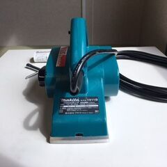 【新品・未使用品】　makita/マキタ　110㎜カンナ/替刃式　電気カンナ　1911BSP　替刃カンナ刃2枚入り/A-17681付きの画像