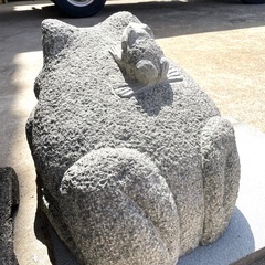 重量物!!  特大高さ約40cm 縁起物  蛙 石像 ガーデニング 玄関  置物 オブジェ 中古庭石 カエル置物 石像 石彫  オブジェ 無事帰る 庭園 の画像