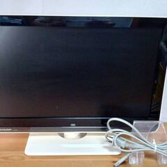 【B285】シャープ　液晶カラーテレビ　19インチ　2010年製　動作確認OK　リモコンなしの画像