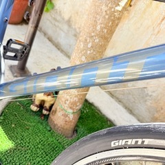 GIANT クロスバイクの画像