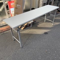 会議室用テーブルの画像