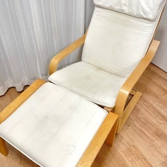 IKEA ポエングチェア＋オットマンの2点セットの画像