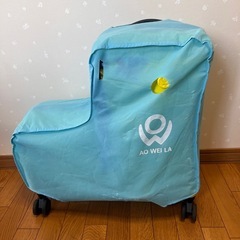 乗れるキャリーケース
の画像
