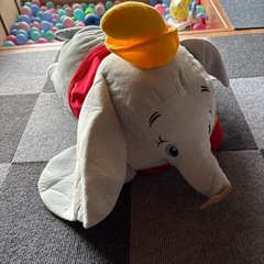 ダンボ  BIGぬいぐるみの画像