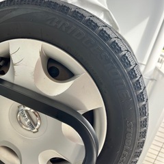 ブリジストン スタッドレスタイヤの画像