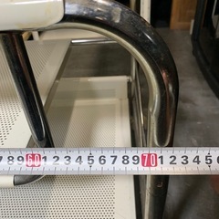 テレビ台 パンチングメタル センターテーブル コロ付き 高さ45cm×幅72cm×奥行き38.5cmの画像