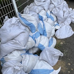 良質の土差し上げます 土 無料　の画像