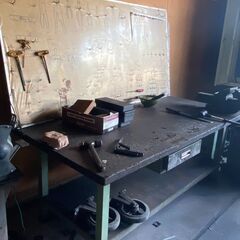【作業台一式 ビンテージ 万力付属】の画像
