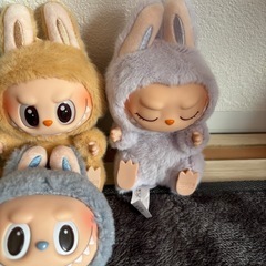 ⑥ ラブブ　正規品ぬいぐるみ残り2人の画像