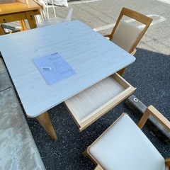 2人用 こたつヒーター付ダイニングセットの画像