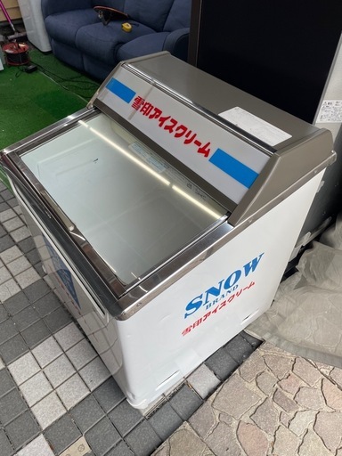 サンヨー　冷凍ショーケース　SCR-075G RZ