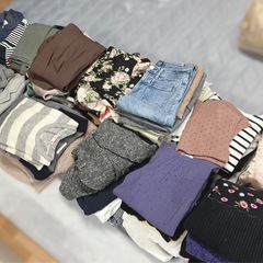 古着 まとめ売り 1着50円　30点〜 好きなだけの画像