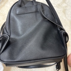 GUESS バック リュック トートバッグの画像