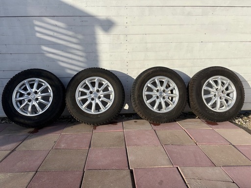 TOYO スタッドレスタイヤ 185/70R14 アルミホイール付き 4本セット 溝あり