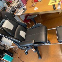 GT PLAYER ゲーミングチェアの画像