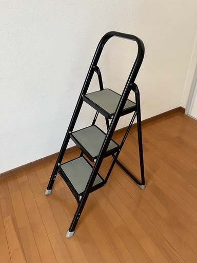 折りたたみ　脚立
