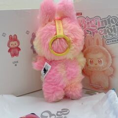 ラブブ　正規品　ピンクの画像