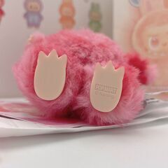 ラブブ　正規品　レッドの画像