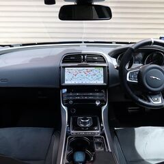 検査8年6月XE S 340PS V6スーパーチャージャー/アダプティブクルーズ/BSM/10.2インチナビ/地デジ/バックカメラ/Meridian825W/パワートランクの画像