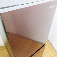京都市内方面配達設置無料 ハイセンス 2ドア冷蔵庫 150L 2018年製 HR-D15C 一人暮らしに最適 IL01の画像