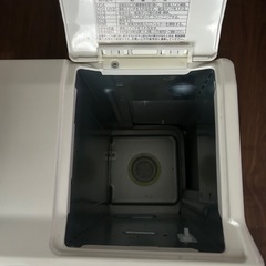 石油ファンヒーター(おまけ灯油タンク２個付き)の画像