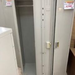 ID:154352　ロッカー３人用　カギなし　※部品不足　現状の画像