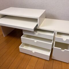 伸長式木製収納棚（幅55〜103×奥行30×高さ36.5cm）の画像